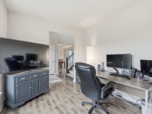 3513 Olde Howell ROAD, Waukesha, WI 53188