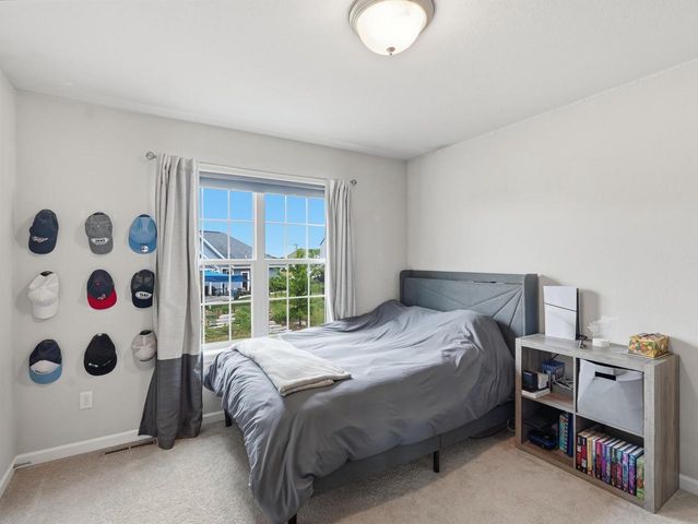3513 Olde Howell ROAD, Waukesha, WI 53188