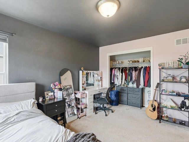 3513 Olde Howell ROAD, Waukesha, WI 53188