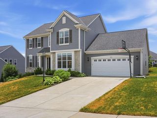 3513 Olde Howell ROAD, Waukesha, WI 53188