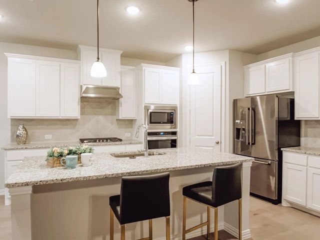 504 Antler Drive, Mansfield, TX 76063