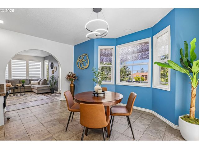 9750 Se WESTVIEW Ct, Happy Valley, OR 97086