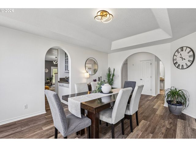 9750 Se WESTVIEW Ct, Happy Valley, OR 97086