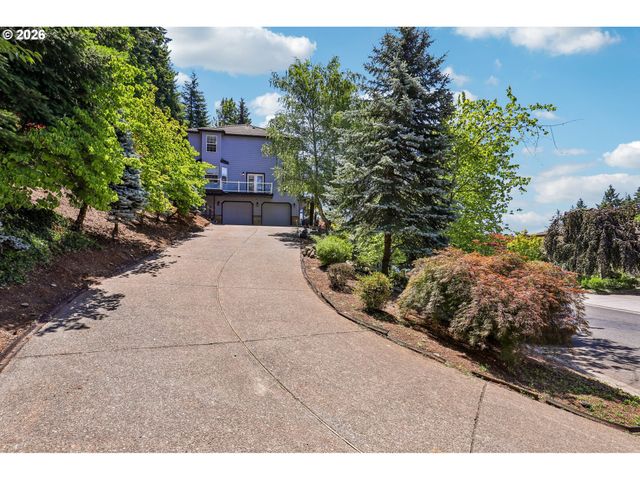 9750 Se WESTVIEW Ct, Happy Valley, OR 97086