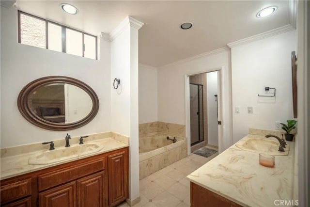 24420 Victory, West Hills, CA 91367