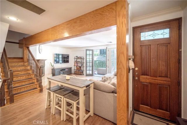 24420 Victory, West Hills, CA 91367