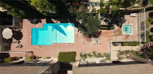 24420 Victory, West Hills, CA 91367