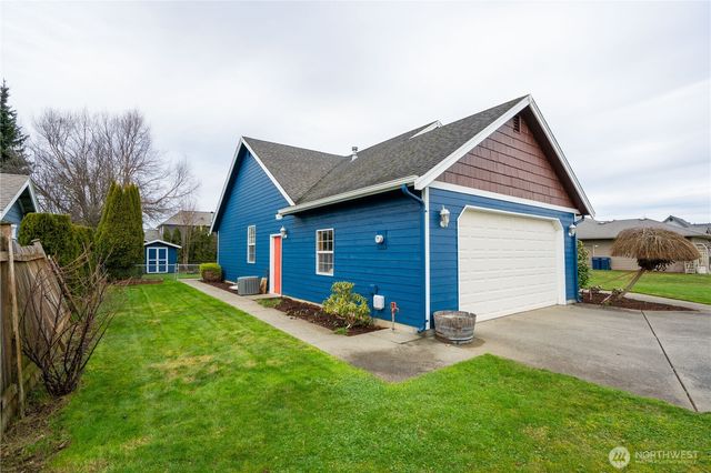 816 Cedar Drive, Lynden, WA 98264
