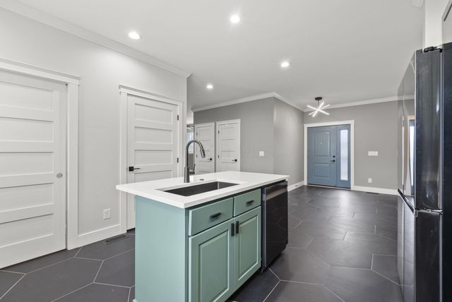 531 Emmit Avenue, Columbus, OH 43228