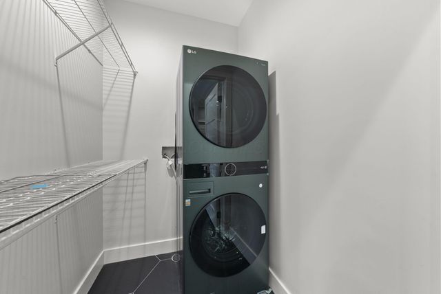 531 Emmit Avenue, Columbus, OH 43228