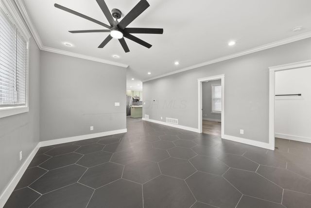 531 Emmit Avenue, Columbus, OH 43228