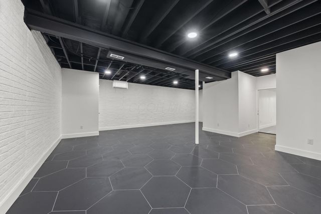 531 Emmit Avenue, Columbus, OH 43228