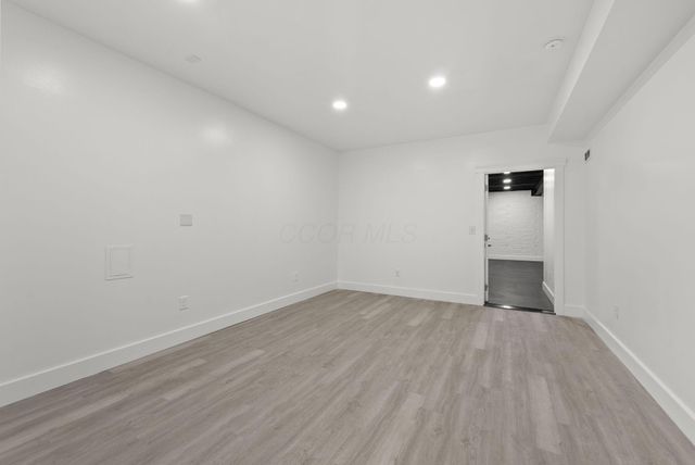 531 Emmit Avenue, Columbus, OH 43228