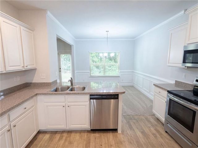 11916 Lovejoy Crossing Place, Hampton, GA 30228