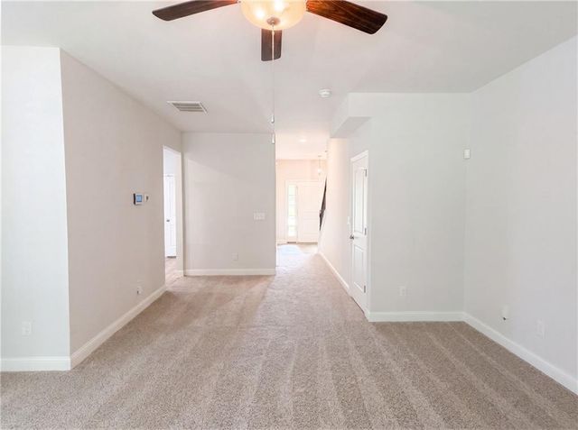 11916 Lovejoy Crossing Place, Hampton, GA 30228