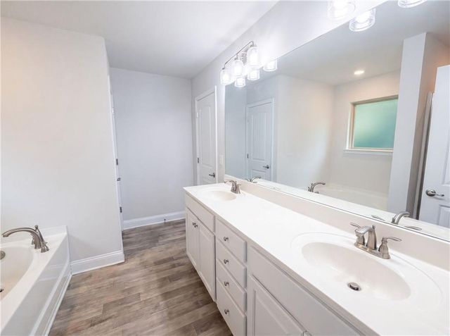 11916 Lovejoy Crossing Place, Hampton, GA 30228