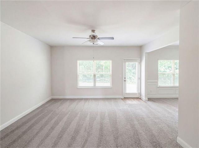 11916 Lovejoy Crossing Place, Hampton, GA 30228