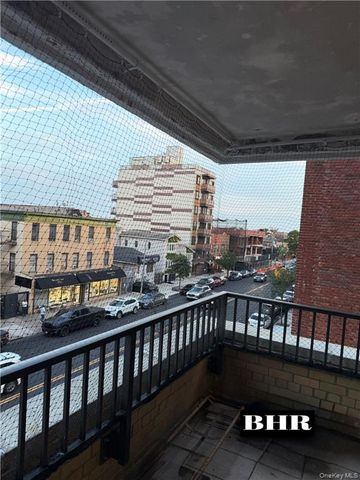 150 West End Avenue 3B, Brooklyn, NY 11235