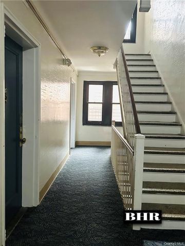 150 West End Avenue 3B, Brooklyn, NY 11235