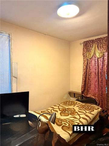 150 West End Avenue 3B, Brooklyn, NY 11235
