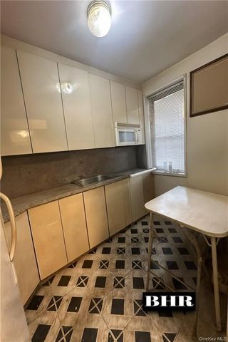150 West End Avenue 3B, Brooklyn, NY 11235