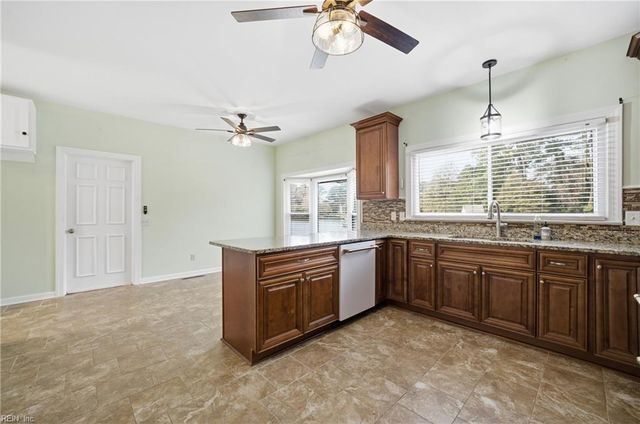 7419 Dehlman AVE, Norfolk, VA 23505