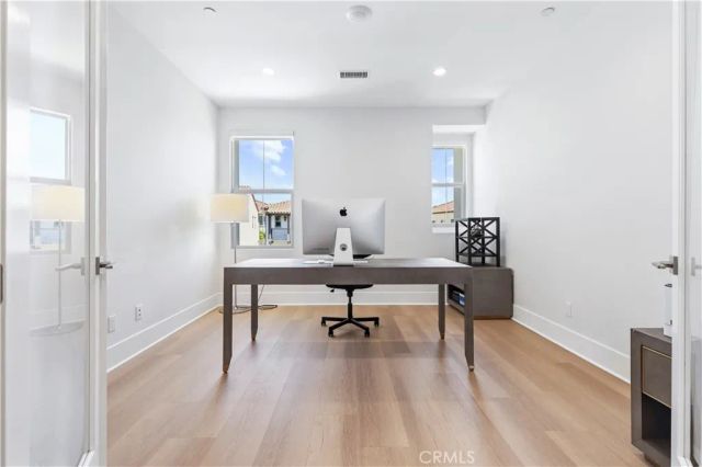 63 Longchamp, Irvine, CA 92602