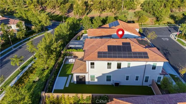 63 Longchamp, Irvine, CA 92602