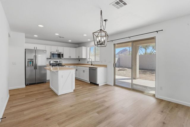 27513 N 63rd Drive, Phoenix, AZ 85083
