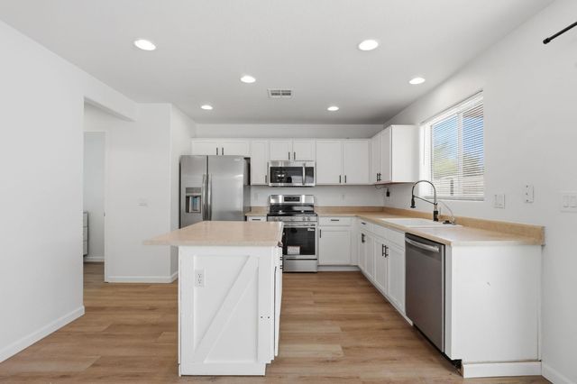 27513 N 63rd Drive, Phoenix, AZ 85083