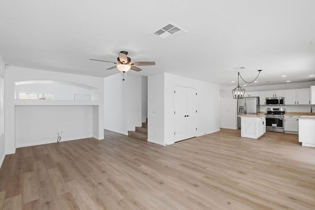 27513 N 63rd Drive, Phoenix, AZ 85083