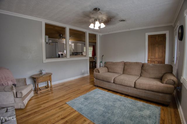 1721 Siam Road, Elizabethton, TN 37643