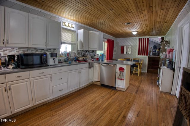 1721 Siam Road, Elizabethton, TN 37643