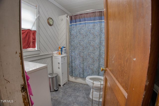 1721 Siam Road, Elizabethton, TN 37643