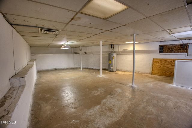 1721 Siam Road, Elizabethton, TN 37643