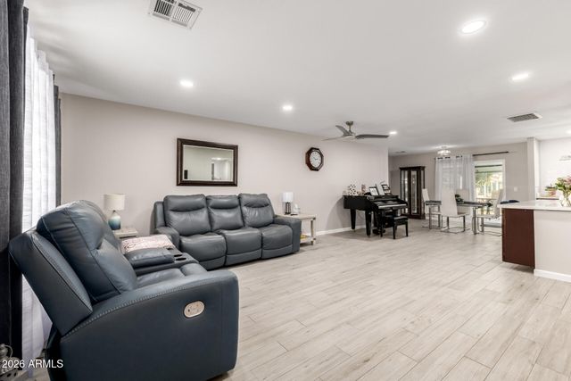 19226 N SIGNAL BUTTE Circle, Sun City, AZ 85373