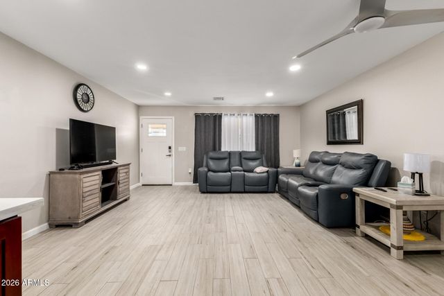 19226 N SIGNAL BUTTE Circle, Sun City, AZ 85373