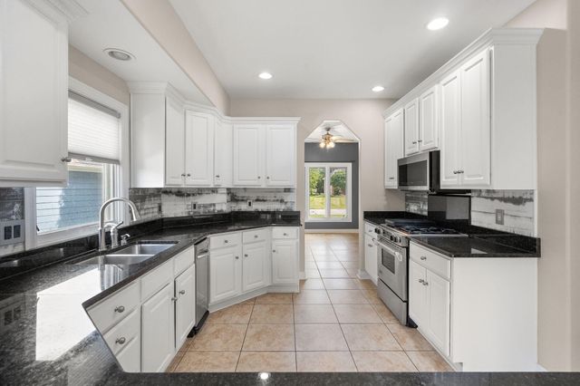 10730 Erie Drive, Crown Point, IN 46307