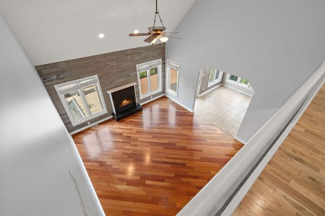10730 Erie Drive, Crown Point, IN 46307