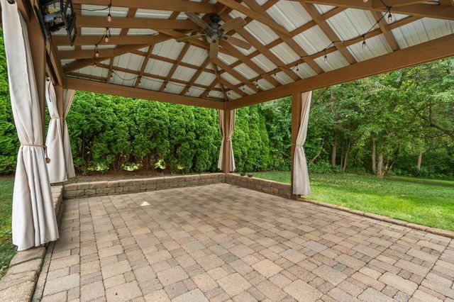 10730 Erie Drive, Crown Point, IN 46307