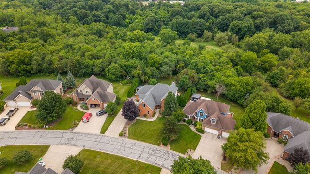 10730 Erie Drive, Crown Point, IN 46307