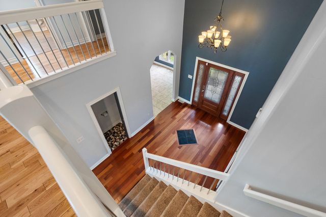 10730 Erie Drive, Crown Point, IN 46307