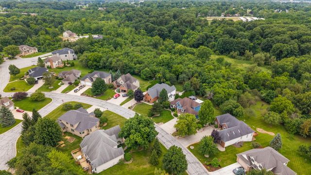 10730 Erie Drive, Crown Point, IN 46307