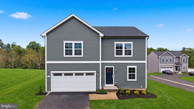 123 GRAYLING RD, Inwood, WV 25428