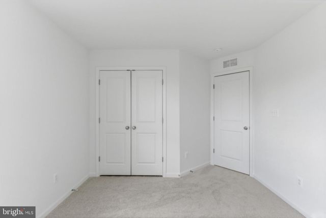 123 GRAYLING RD, Inwood, WV 25428