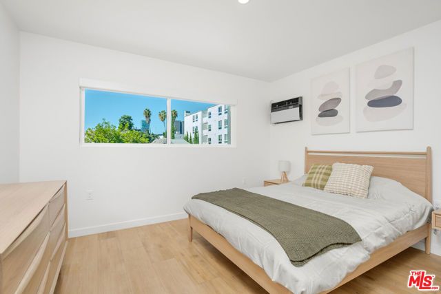 1422 Tamarind Avenue, Los Angeles, CA 90028