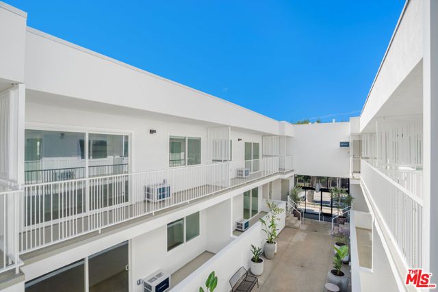 1422 Tamarind Avenue, Los Angeles, CA 90028