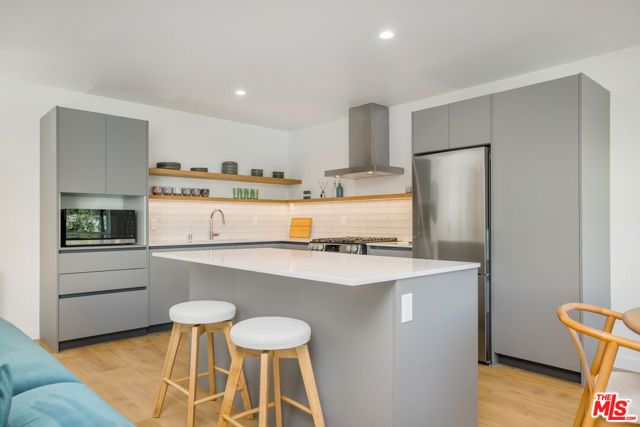 1422 Tamarind Avenue, Los Angeles, CA 90028