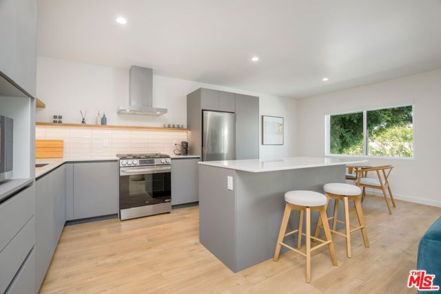 1422 Tamarind Avenue, Los Angeles, CA 90028