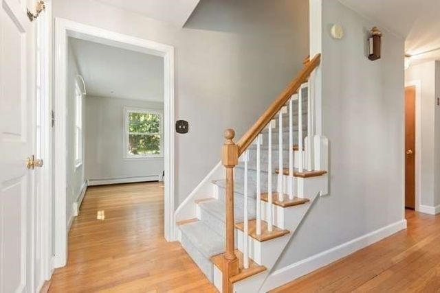 6 Conestoga Rd, Lexington, MA 02421
